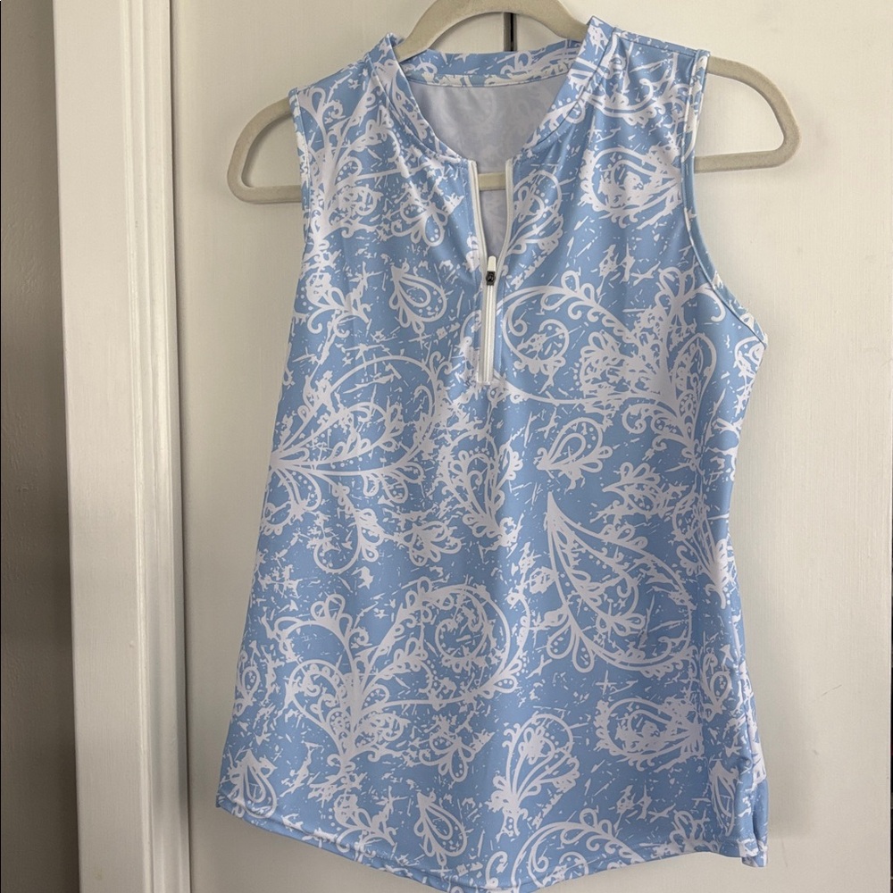 Ladies GOLF - Sleeveless Light Blue Paisley Tank